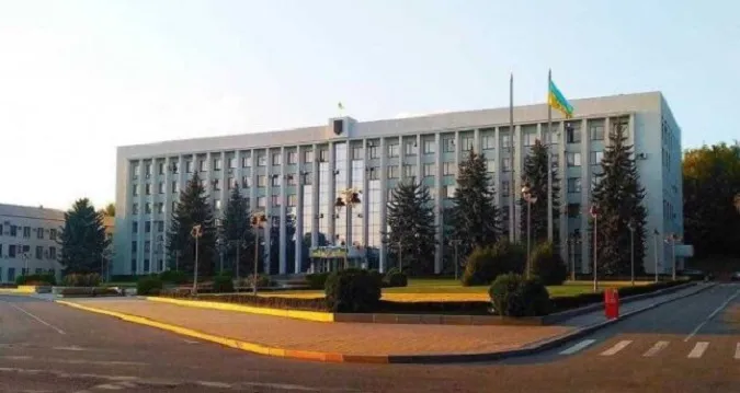 У Рівному повідомили про замінування будівлі ОВА