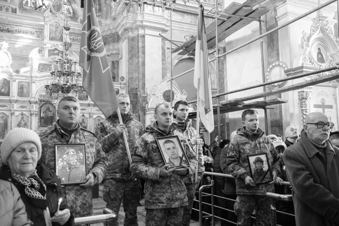 У Луцьку прощались одразу з трьома полеглими Героями (фото)