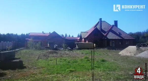 Елітна «Рукавичка»: як під Луцьком «роздерибанили »гектари землі (фото, відео)