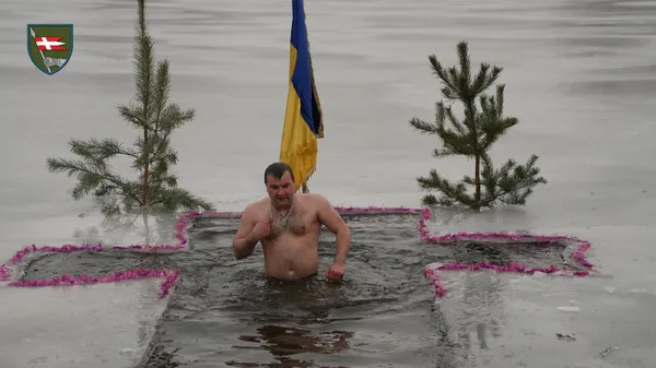 Молитва і занурення: бійці Волинської бригади відзначили Водохреще (фото)
