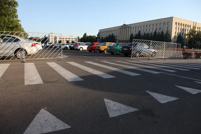 У Луцьку діятимуть платні парковки «Автопарксервісу»