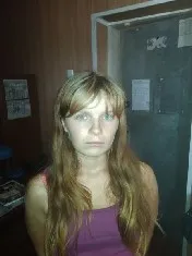 Пішла з лікарні і зникла: розшукують 22-річну волинянку (фото)