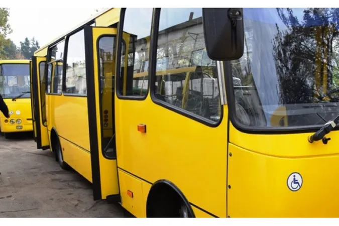 У Луцьку табло на «розумних зупинках» показуватиме час приїзду приміських автобусів