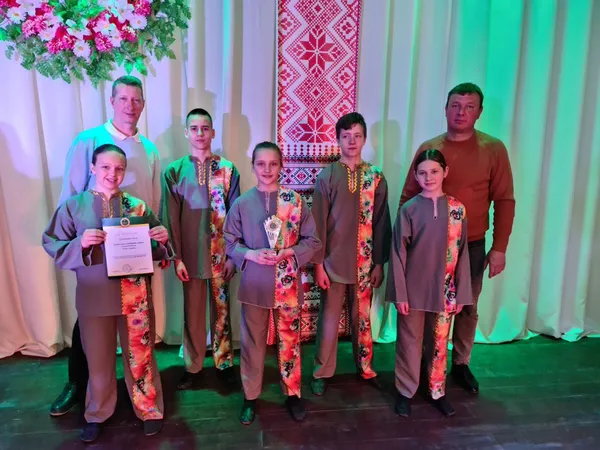 У Підгайцях на благодійному фестивалі збирали гроші на ЗСУ (фото)