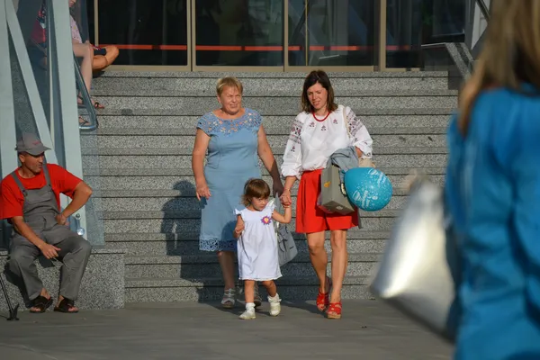 «Промінь» відсвяткував День Прапора із дітьми та гопаком (фото)