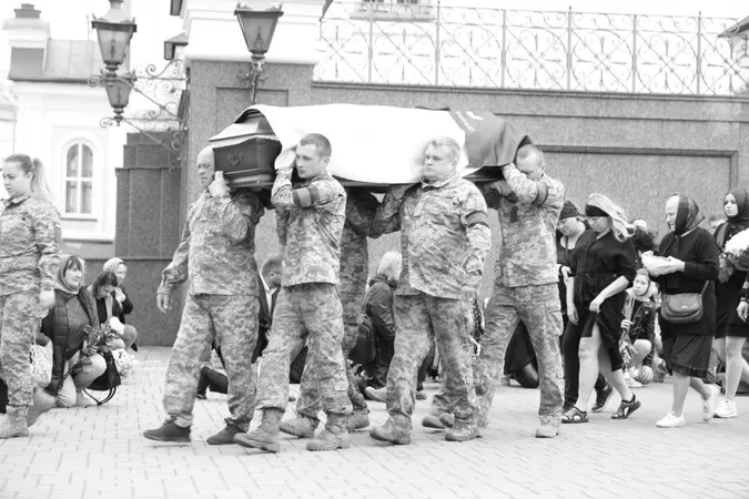 У Луцьку попрощалися із загиблим на Сумщині 21-річним Максимом Базиляном