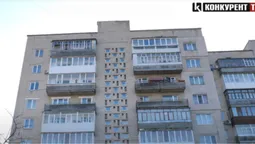 У Луцьку в будинках, які постраждали від обстрілу, завершують заміну вікон на декілька мільйонів