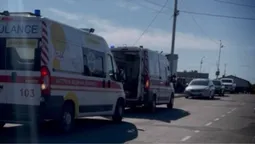 Раптово стало зле: у Маневичах людина померла на тротуарі (відео)