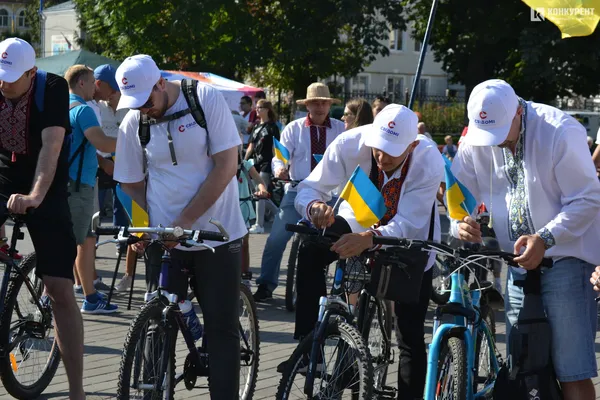 Незалежність захищається щодня, – Тарас Шкітер про святкування у Луцьку (фото)