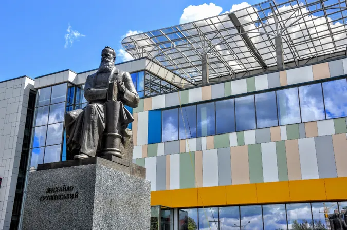 Кінотеатр «Промінь»: знищене обличчя чи естетика нового часу 