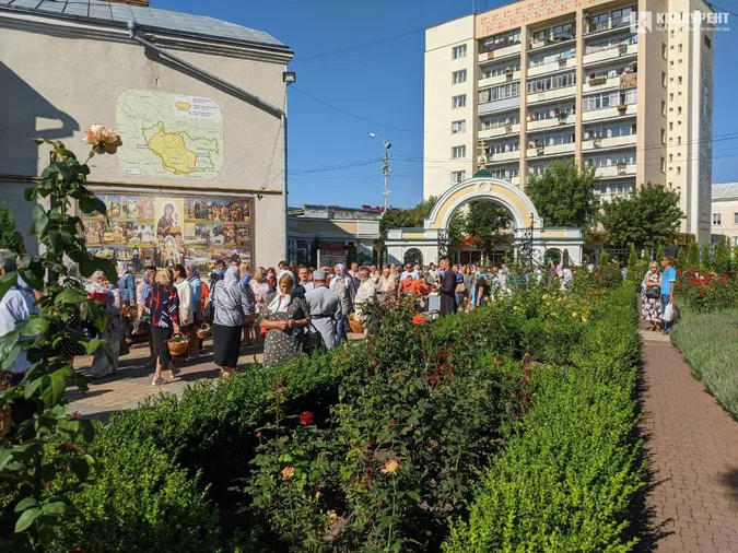 Як у Луцьку святкують Яблучний Спас (фото, відео)