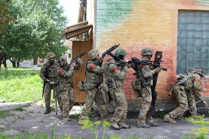 Заручники на луцькому аеродромі: відбулися антитерористичні навчання (відео, фото)