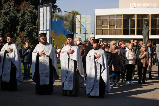 Був у всьому попереду: Луцьк попрощався із Мартензом (фото, відео)