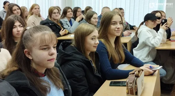 Студенти