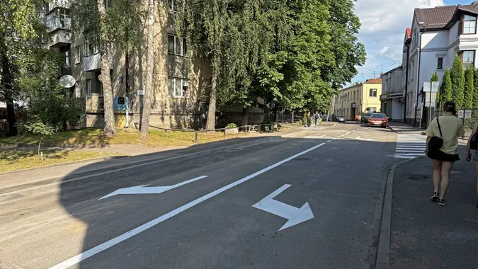 У Луцьку відновили рух вулицею Степана Бандери (фото)
