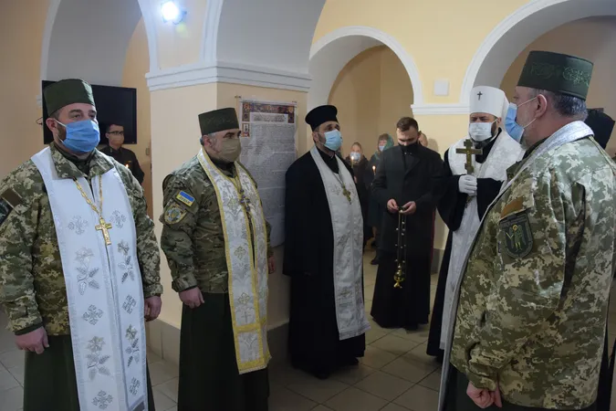 У Луцькому прикордонному загоні відкрили куточок пам'яті (фото)