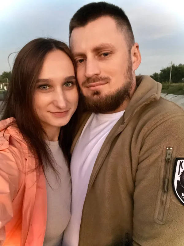 Волинянка пішла на фронт, щоб бути поруч із чоловіком: історія медикині 100-ї бригади