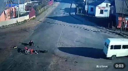 Смертельна аварія у Рожищі: мотоцикл врізався в автобус (відео)