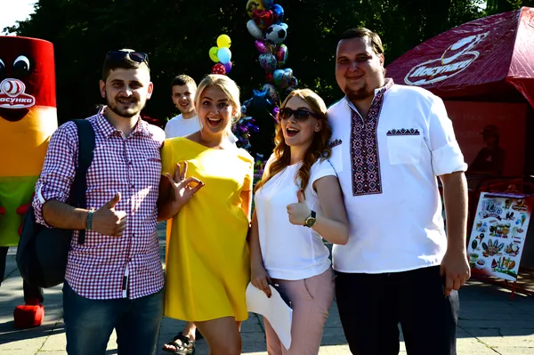 У Луцьку запрацювала «Святкова Алея 2016»