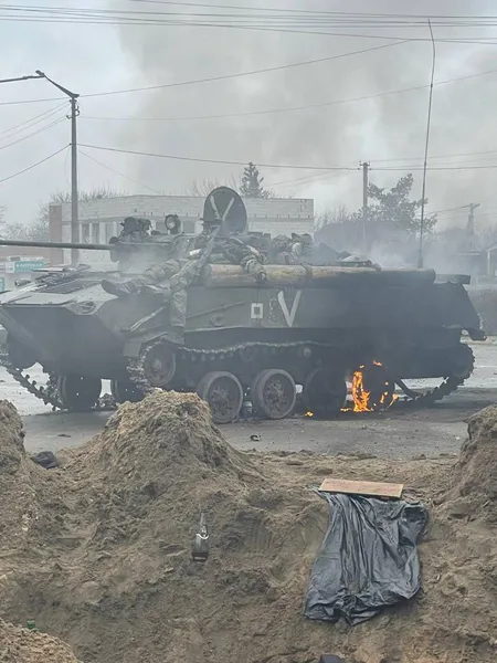 Українські військові взяли під контроль Гостомель (фото)