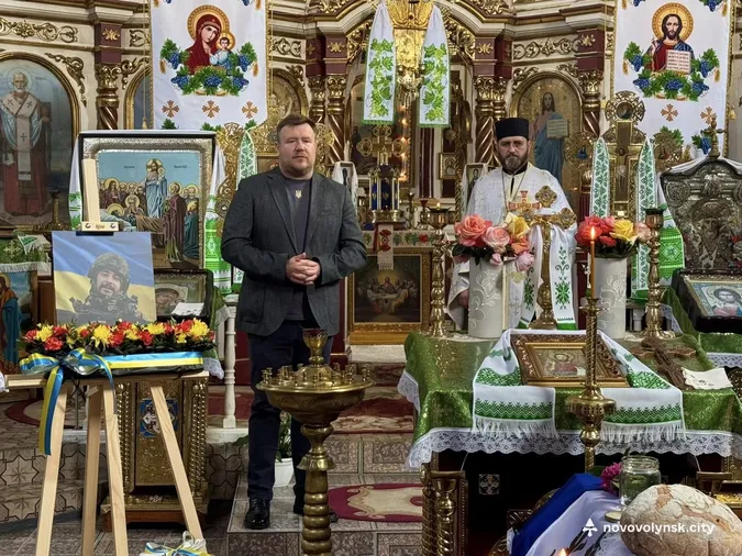 На Волині провели в останню дорогу Героя Андрія Грущука (фото)