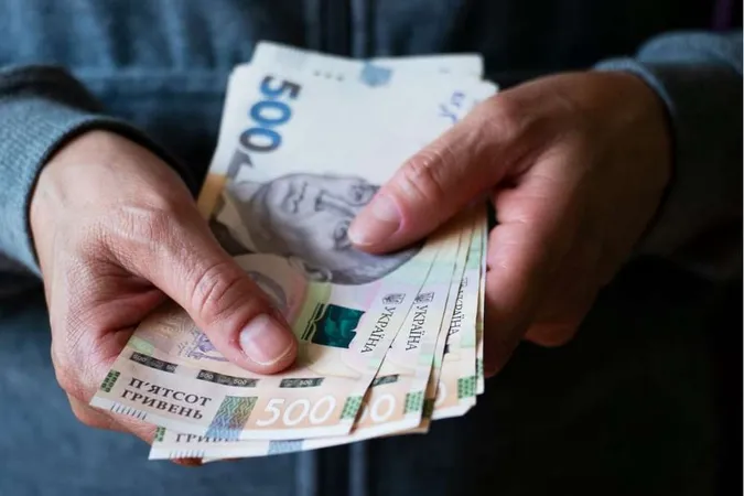 Виплати для переселенців від ООН: де на Волині подати заявку
