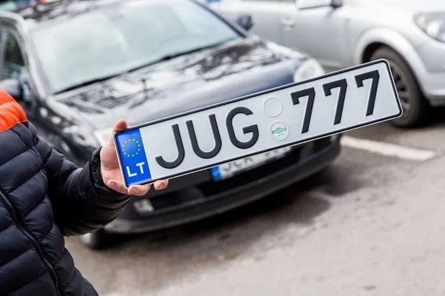 «Євробляхарів» штрафуватимуть з середини серпня: дати і розміри штрафів