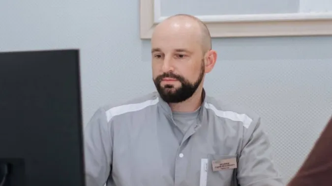 Приймав у BEHEALTHY і читав лекції в медінституті: у Луцьку мобілізували відомого лікаря з «бронею»