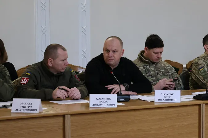 Рудницький провів «оперативку» у Волинській ОВА: про що говорили (фото)