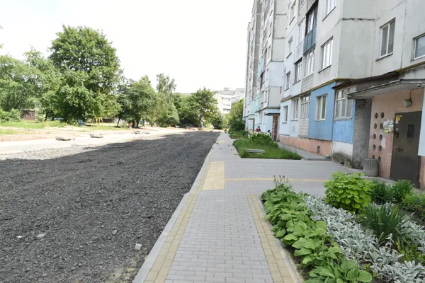 Цьогоріч у Луцьку планують відремонтувати понад 30 дворів (фото)