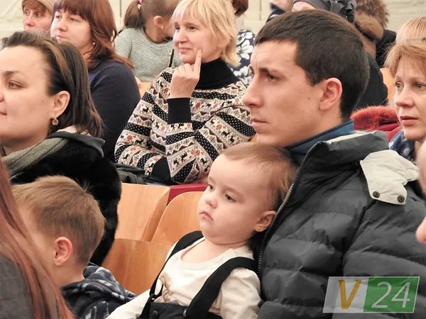 Луцький депутат завітав з гостинцями до школярів (фото)