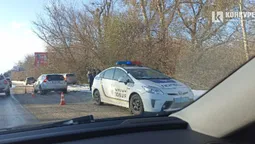 У Луцьку на Набережній – аварія: не розминулись три легковики (фото)