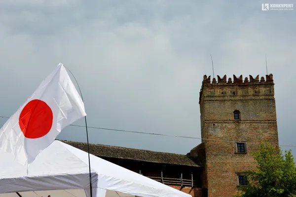 День 1: Чим частувалися та як розважалися містяни на Lutsk Food Fest (фото)