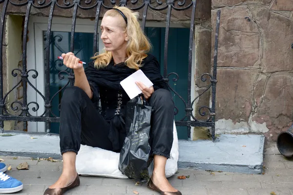 Оксана Марищук. Представилася активісткою антикорупційного комітету Валентина Наливайченка та ГО «Правий Сектор»