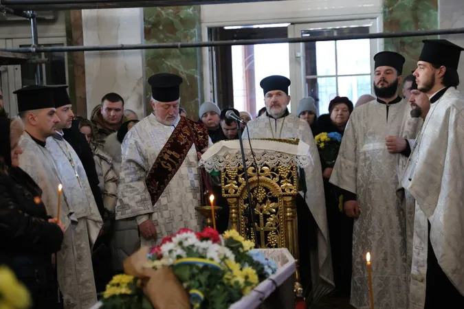 У Луцьку попрощалися із загиблим під Куп'янськом 24-річним Максимом Костюком (фото)