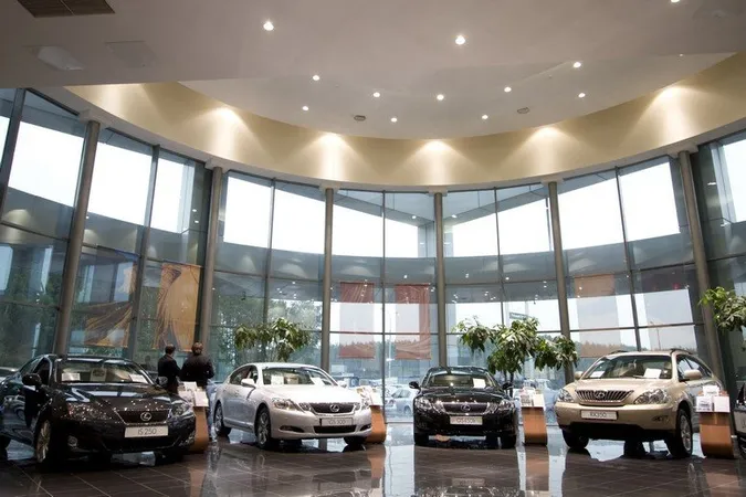 В українських автосалонах стартували сезонні розпродажі