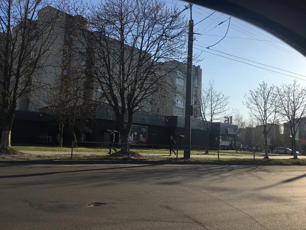 Від завтра в Луцьку  – особливий режим, а сьогодні – черги (фото)