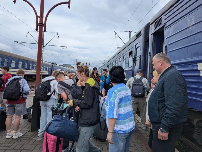 Відпочити – на Волинь: у Ковелі зустріли дітей з прифронтової Миколаївщини