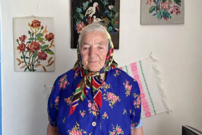 Пережила непросте дитинство та створила велику родину: історія 86-річної матері-героїні з Волині (фото)