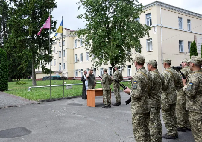У Луцьку новобранці-прикордонники склали присягу (фото)