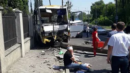 Відомі подробиці аварії з маршруткою в Луцьку (фото) 