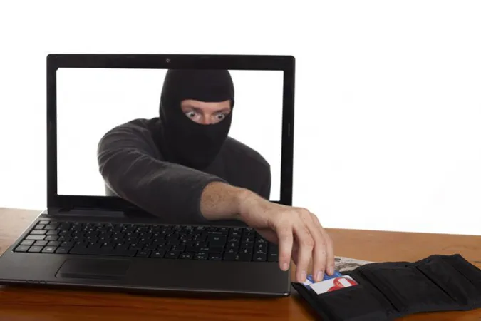 Мінцифри запустило освітній серіал про цифровий захист «Обережно! Кібершахраї»