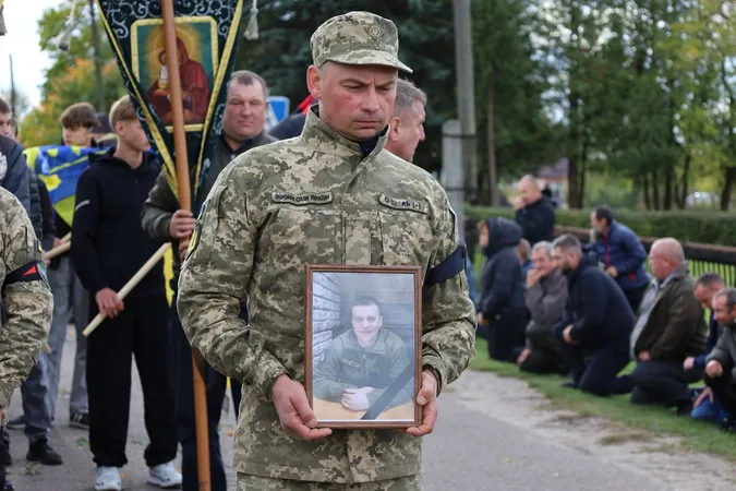 На Волині громада попрощалася із 30-річним Героєм Романом Пилипчуком (фото)