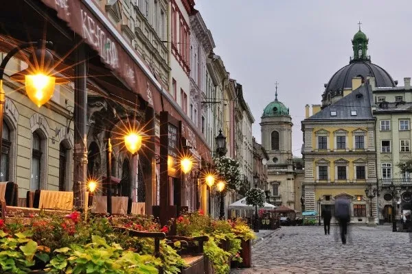 У львівських ресторанах відвідувачам платити не обов'язково