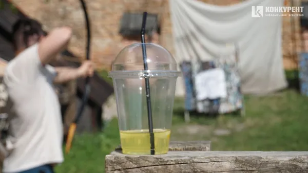 Перший день Lutsk Food Fest 4.5.0: що відбувається у Луцькому замку (фото)