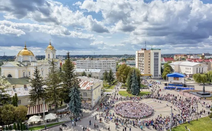 Які землі Луцька хочуть продати з молотка?