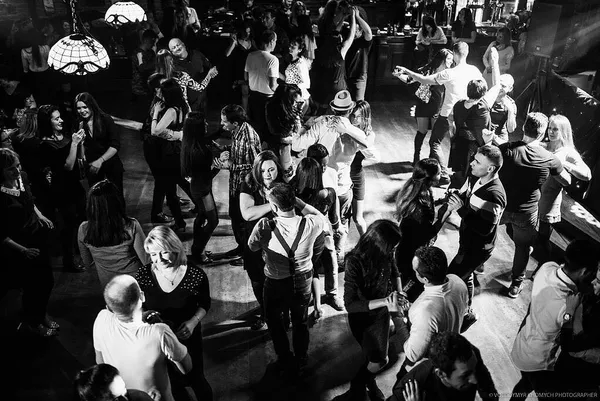 Lutsk Salsa Club: Сальса – це про стосунки чоловіка та жінки
