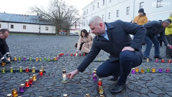 У Луцьку вшанували пам'ять жертв Голодомору (фото, відео)