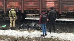 На Волині у вагоні з дротами знайшли сигарети (фото, відео)