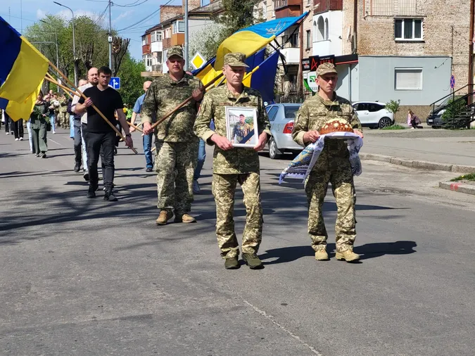 На Волині попрощалися з Героєм Віктором Батюшкіним (фото)